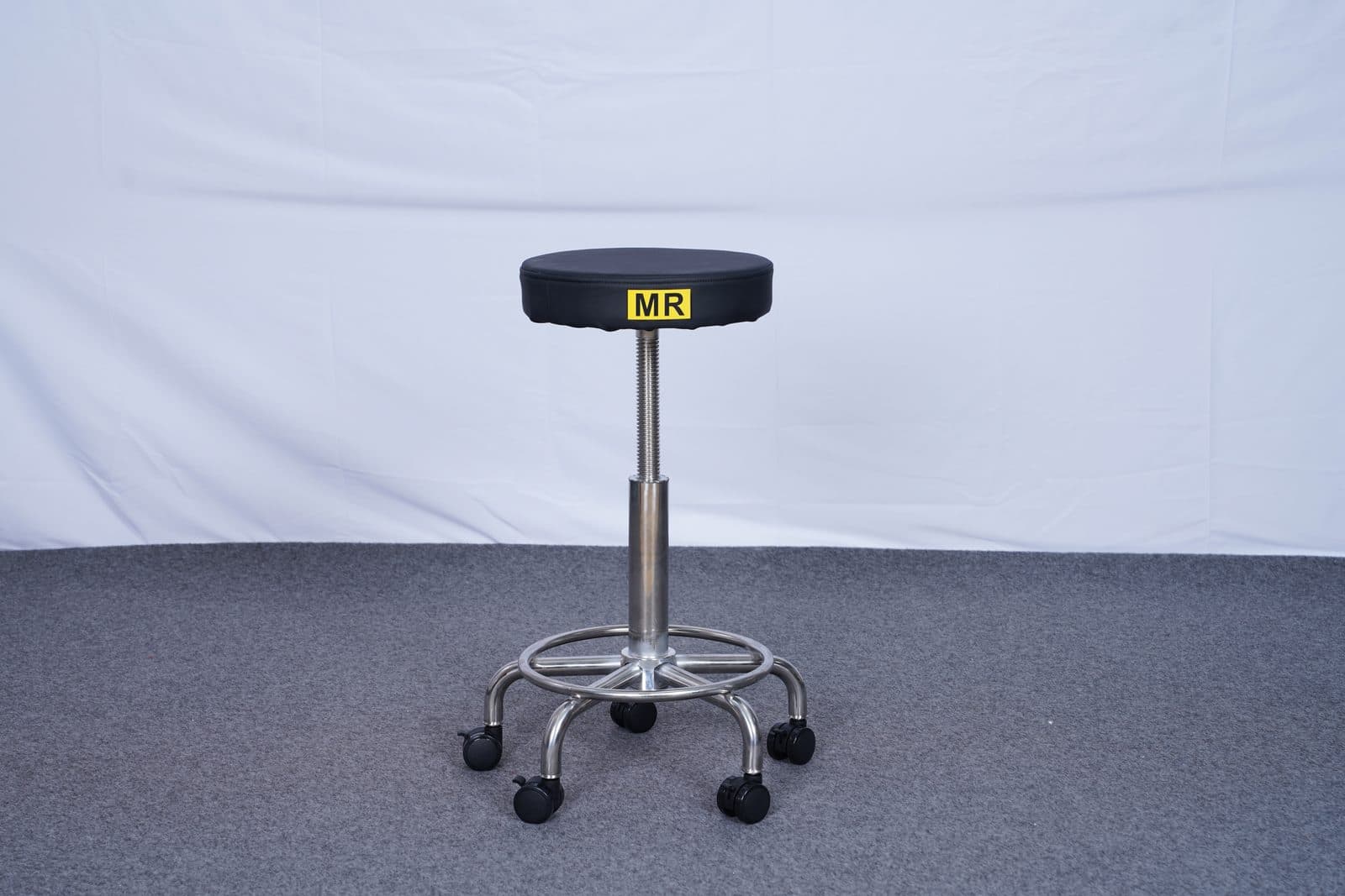 HO-M04 height-adjustable MRI stool