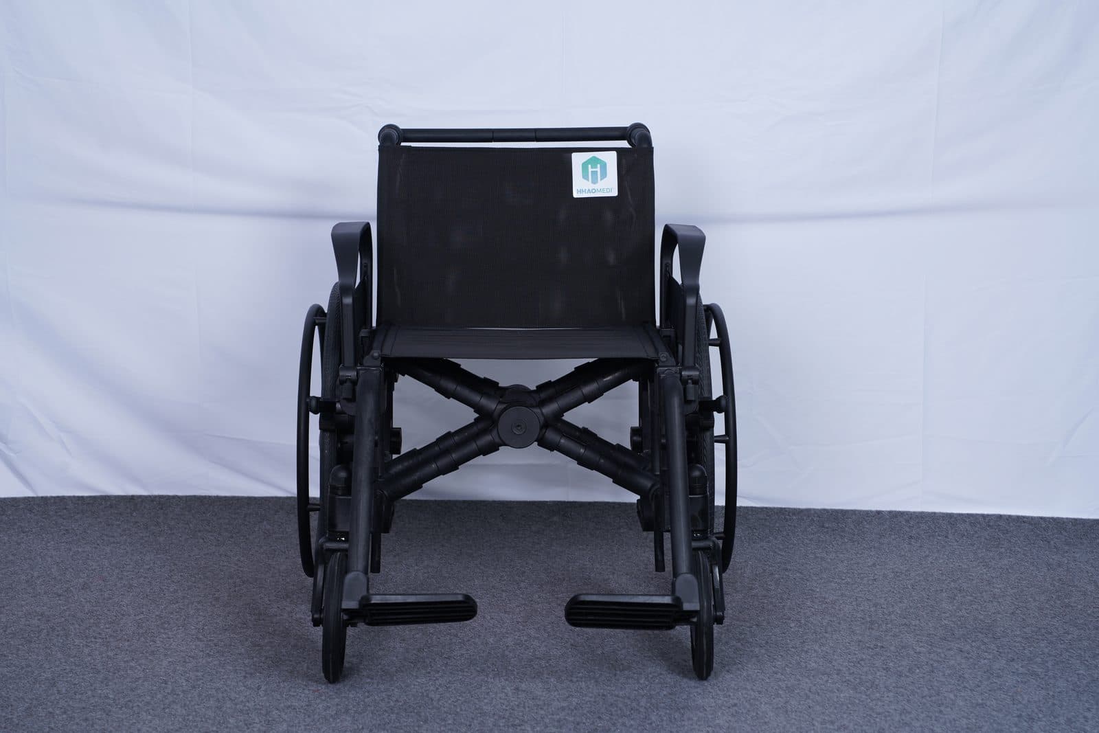 HO-W102 aluminium MRI wheelchair with yellow MR mark